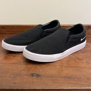 Nike Court Legacy Women’s Slip-on Shoe Sneaker Black Size US 7.5 UK 5 EUC